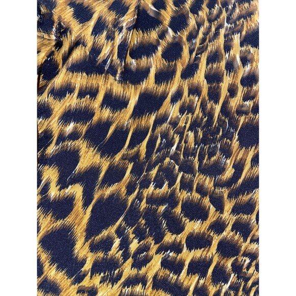VTG Womens Animal Print Button Up Shirt M Tan Black Retro 90s Cheetah Mob Wife - Picture 11 of 13